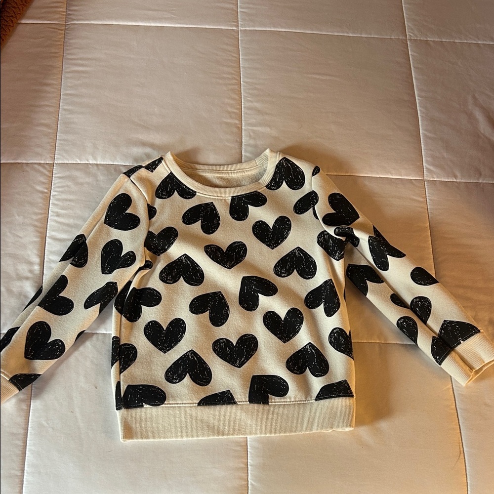 Cat & Jack Black Heart Kids Sweatshirt